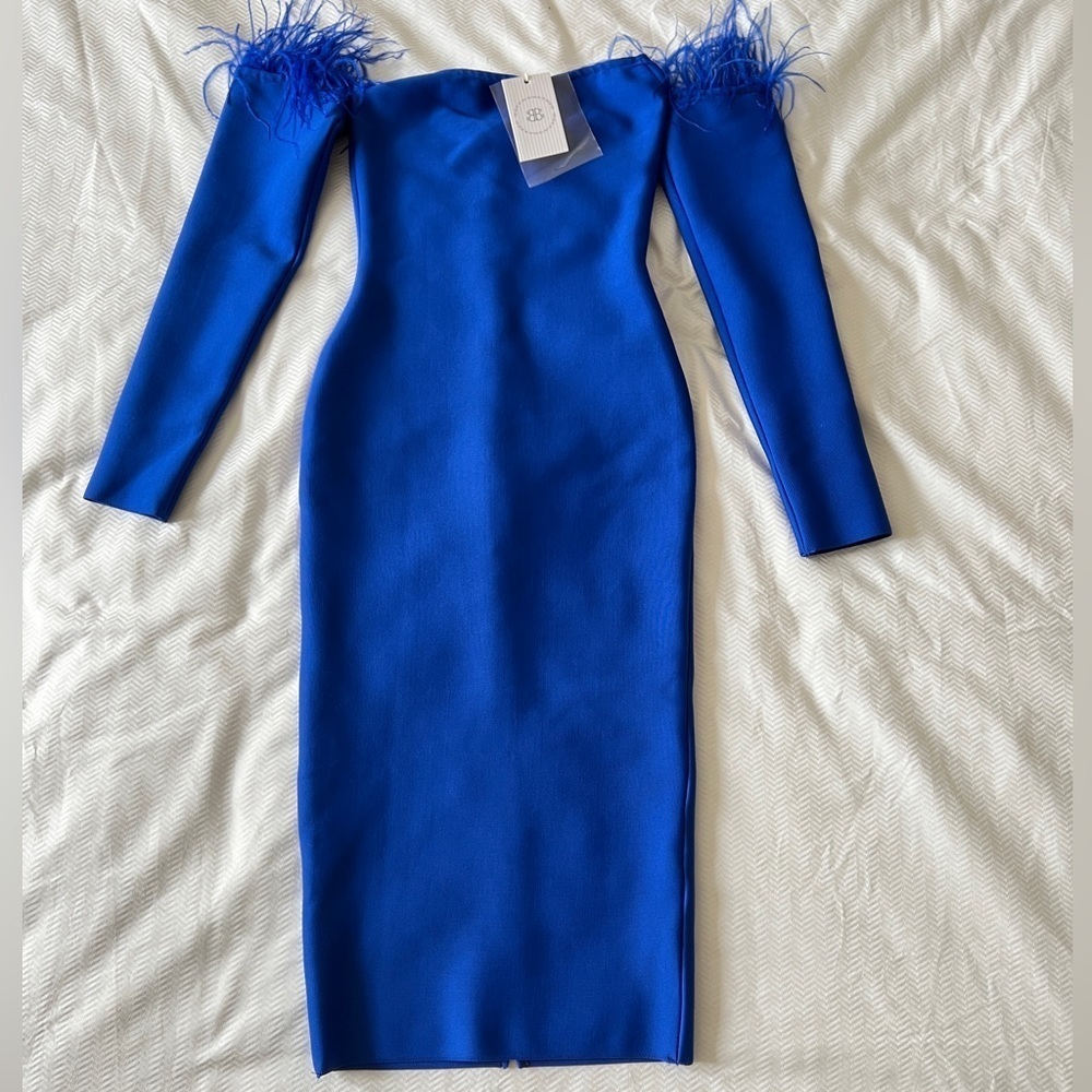 Bella Barnet Blue Off shoulder Midi Dress in Size S